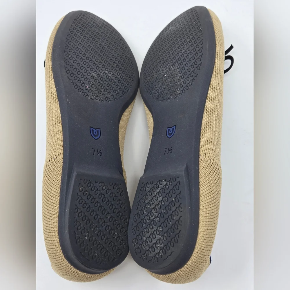 Rothy's Ballet Flat In Beige With Black Detailing